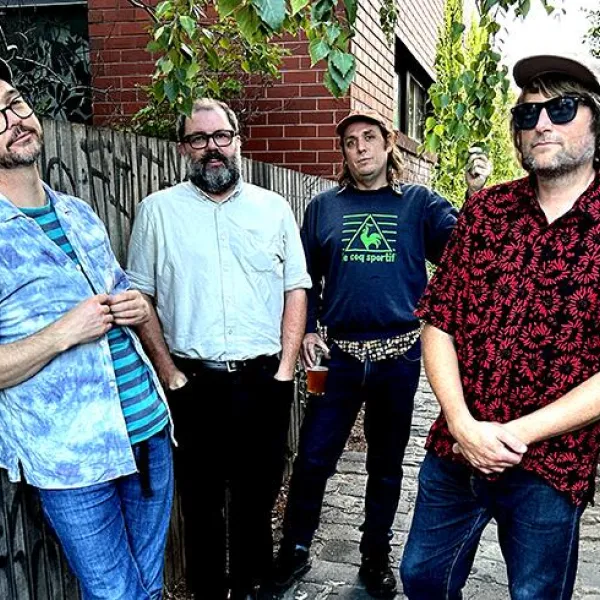 Monnone Alone band