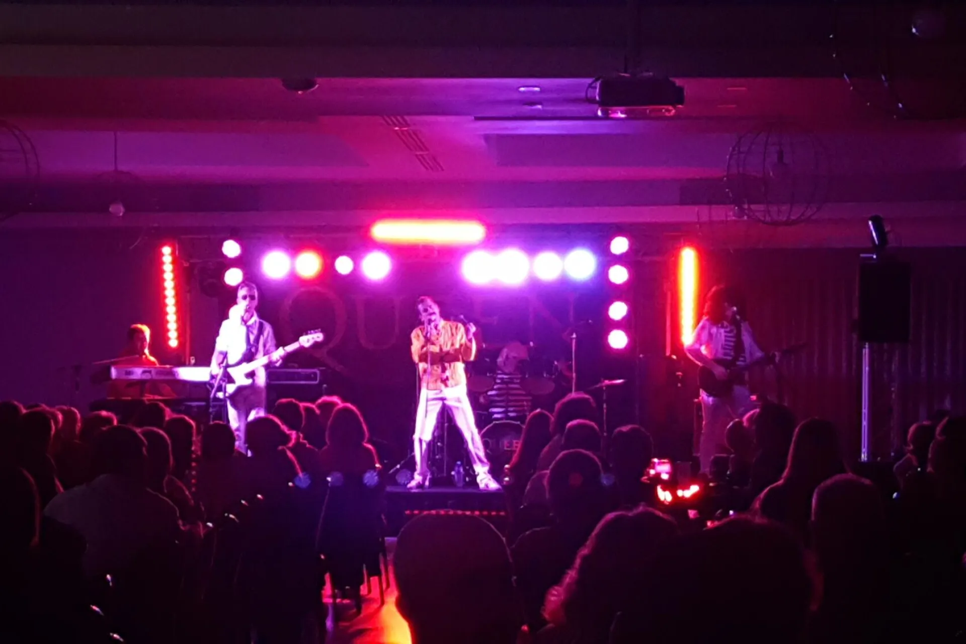 Queen cover band